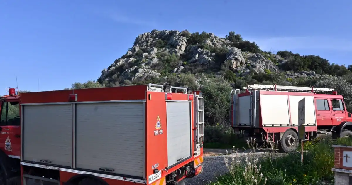 Φωτιά-στα-Μέθανα:-Σηκώθηκαν-4-αεροσκάφη