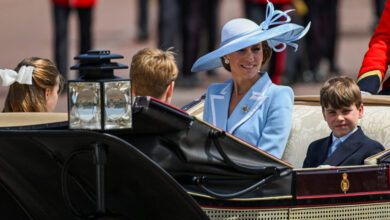 Εντυπωσίασε-η-Κέιτ-Μίντλετον-στο-trooping-the-colour-για-τα-επίσημα-γενέθλια-του-βασιλιά-Καρόλου