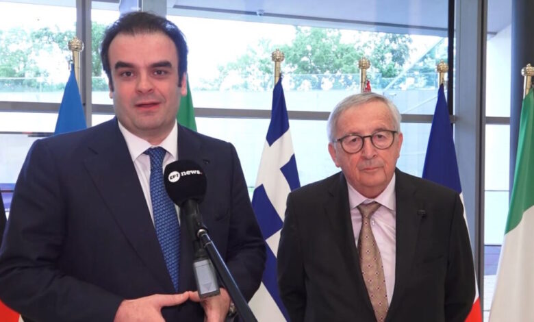 Γιούνκερ-στο-γεύμα-με-Πιερρακάκη:-Κανείς-δεν-πίστευε-πριν-από-χρόνια-ότι-Έλληνας-ΥΠΟΙΚ-θα-βρισκόταν-στο-τιμόνι-του-eurogroup
