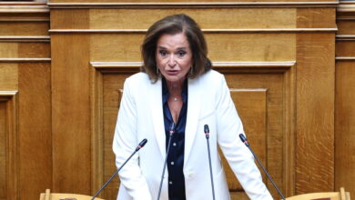 Μπακογιάννη:-Αλλάζουν-εύκολα-οι-απόψεις-Σαμαρά,-έχει-ρίξει-κυβέρνηση-της-ΝΔ-–-Ο-Καραμανλής-είναι-θεσμικός