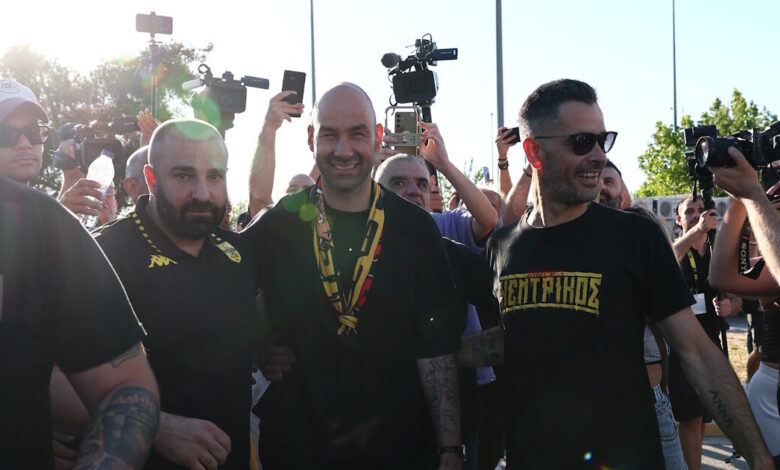 Βασίλης-Σπανούλης:-Σε-live-streaming-η-παρουσίαση-του-Έλληνα-προπονητή-από-τον-Άρη-betsson