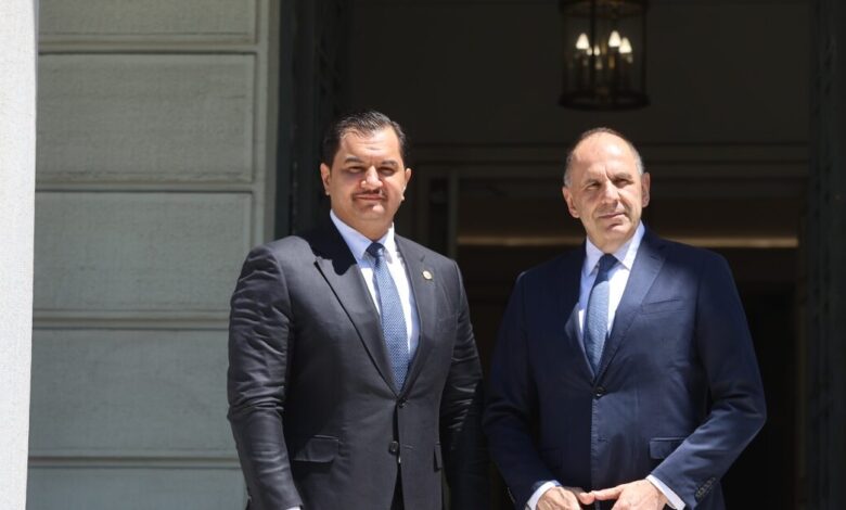Συνάντηση-Γιώργου-Γεραπετρίτη-με-τον-Σαντάμ-Χαφταρ:-Θαλάσσιες-ζώνες-και-μεταναστευτικό-την-ατζέντα-της-συζήτησης