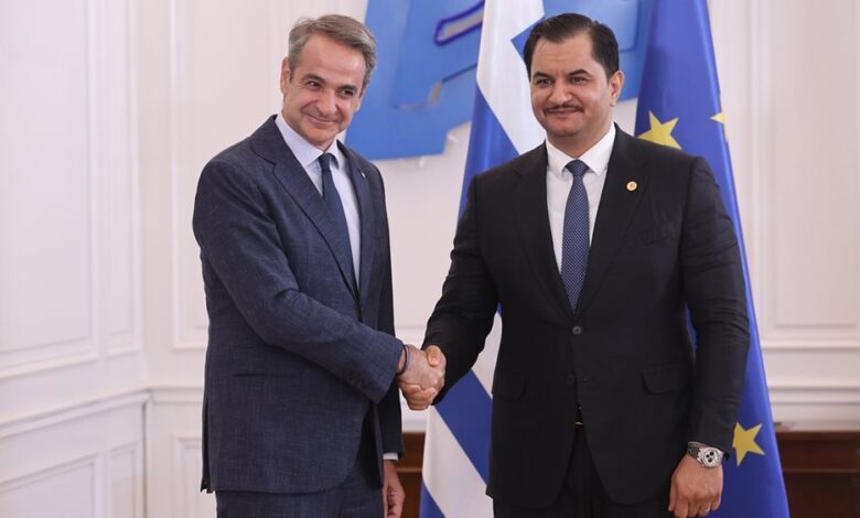 Τι-γυρεύει-στην-Αθήνα-ο-γιος-του-Λίβυου-στρατάρχη,-Χαλίφα-Χάφταρ,-Σαντάμ;