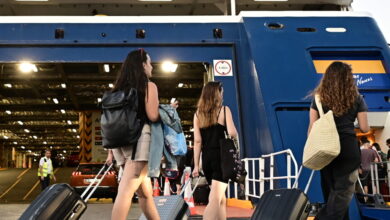 Πειραιάς:-Συνελήφθη-20χρονη-με-κοκαΐνη-σε-πλοίο