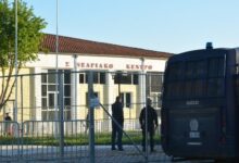 Δίκη-για-τα-Τέμπη:-Θα-παρίστανται-μόνο-συγγενείς,-τραυματίες-και-Δημόσιο-–-Αποβλήθηκαν-οι-Δικηγορικοί-Σύλλογοι