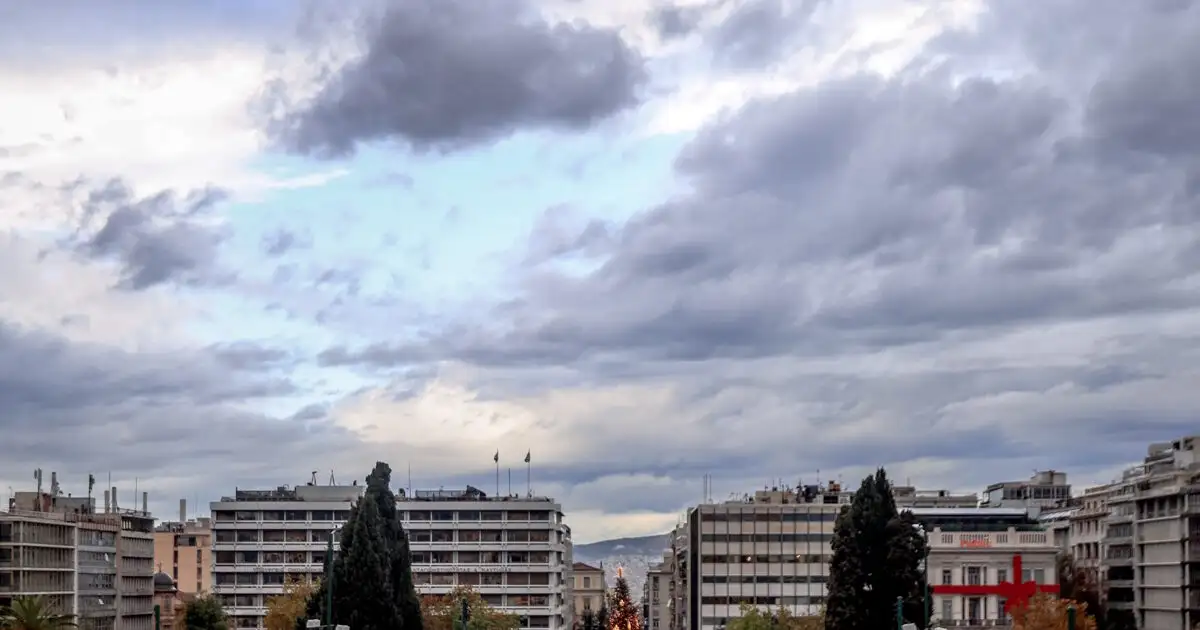 Καιρός-αύριο:-Βροχές-σε-Αττική-και-Θεσσαλονίκη-–-Μικρή-πτώση-της-θερμοκρασίας