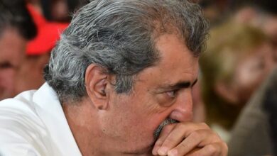 Πολάκης:-«Καλώ-όλους-τους-βουλευτές-του-ΣΥΡΙΖΑ-να-διαλέξουν-με-ποιον-θα-πάνε»