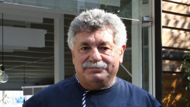 Λευτέρης-Λαζάρου:-«Ο-στόχος-είναι-ο-δύστροπος-πελάτης,-να-τον-προσεγγίσεις-και-να-τον-κάνεις-θαμώνα»