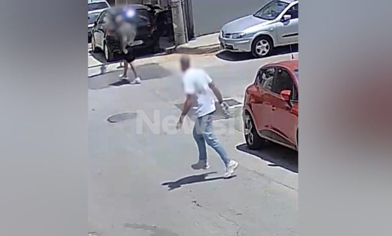 Πειραιάς:-«Είναι-ο-πιο-φιλήσυχος-άνθρωπος,-του-δημιουργούν-προβλήματα»-λέει-ο-αδερφός-του-77χρονου-που-επιτέθηκε-με-τρίαινα-σε-γείτονές-του