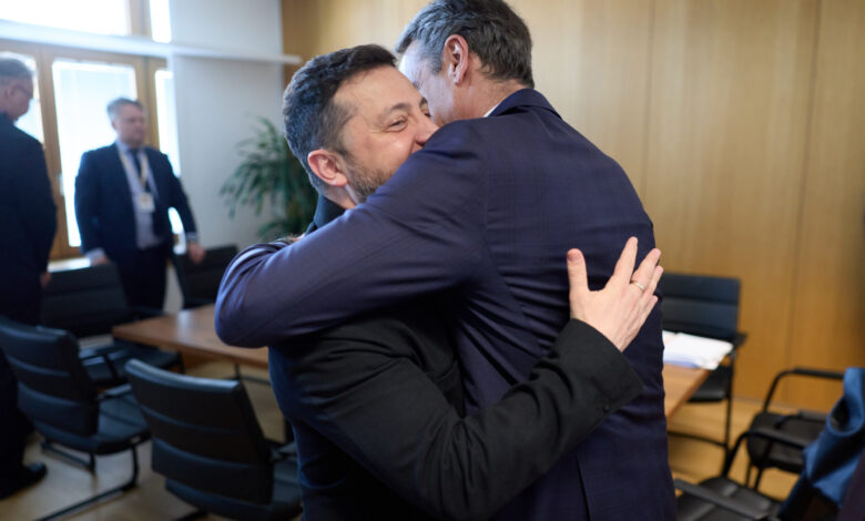 Με-τον-Ζελένσκι-συναντήθηκε-στις-Βρυξέλλες-ο-Μητσοτάκης