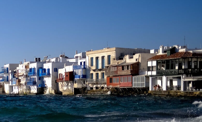Μύκονος:-Πέντε-συλλήψεις-για-κατοχή-και-διακίνηση-ναρκωτικών-–-Συνελήφθη-ο-αρχηγός-του-κυκλώματος