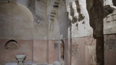 Το-ιστορικό-λουτρό-Μπέη-Χαμάμ-ανοίγει-ξανά-στη-Θεσσαλονίκη-–-Εντυπωσιακές-εικόνες