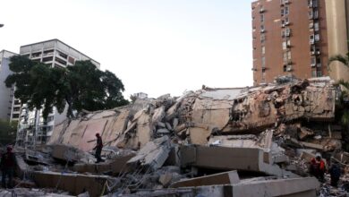 Σεισμοί-στη-Βενεζουέλα:-Βίντεο-αποτυπώνει-τον-απόλυτο-τρόμο-–-Πολίτες-τρέχουν-να-σωθούν,-κτίρια-γκρεμίζονται-σαν-χαρτόκουτα,-παιδιά-κλαίνε