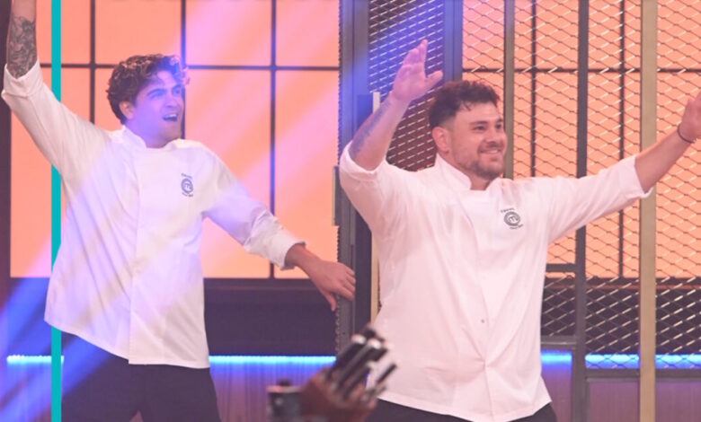 Τελικός-masterchef-live:-Πάνος-Τελάλης-και-Τάσος-Παυλίδης-διεκδικούν-τη-νίκη