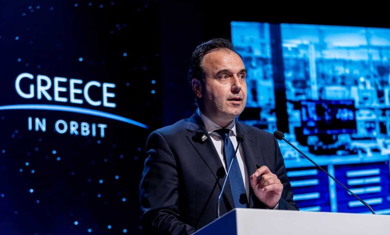 Παπαστεργίου:-350-εκατ.-ευρώ-για-το-Διάστημα