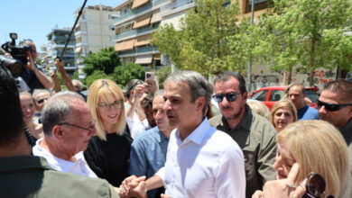 Μητσοτάκης-από-Νέα-Σμύρνη:-«Να-φορτίσετε-μπαταρίες-το-καλοκαίρι,-σας-βλέπω-σε-ετοιμότητα,-αυτό-θέλουμε»