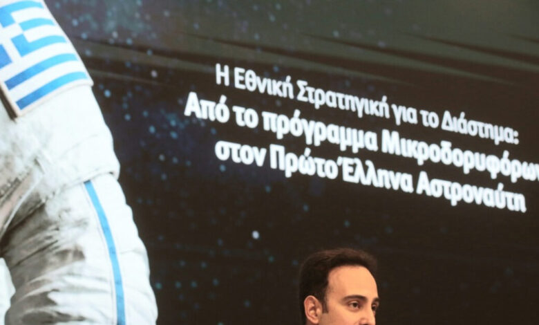 Κυριάκος-Μητσοτάκης:-Το-βίντεο-στα-social-media-με-τον-πρώτο-Έλληνα-αστροναύτη-και-τον-buzz-lightyear