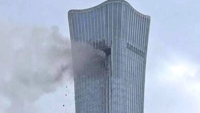 Συντριβή-μικρού-αεροσκάφους-σε-ουρανοξύστη-στο-Πεκίνο