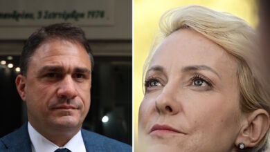 Πολιτική-κόντρα-Σδούκου-–-Τσουκαλά-με-«φόντο»-τις-αυτοδιοικητικές-εκλογές:-«Το-γαρ-πολύ-της-δημοσκοπικής-θλίψεως-γεννά-παραφροσύνη»