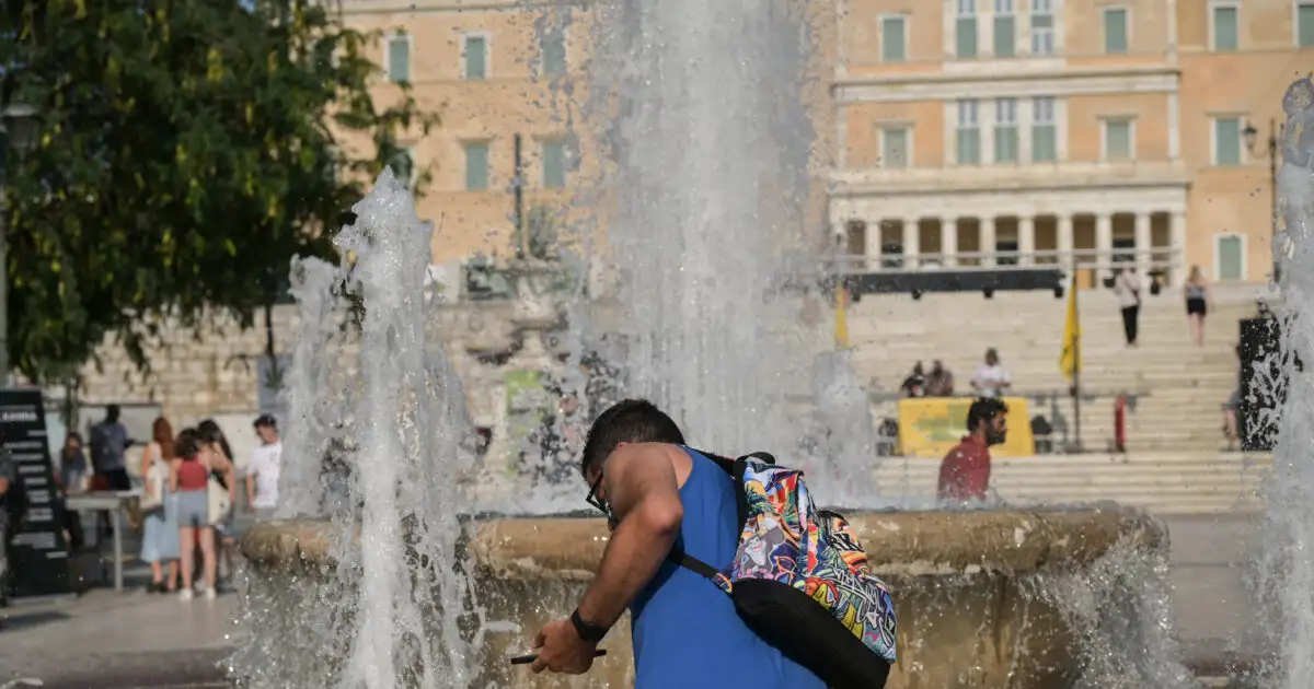 Καιρός-αύριο:-Ισχυροί-άνεμοι-έως-8-μποφόρ-και-θερμοκρασίες-πάνω-άνω-των-30-βαθμών-Κελσίου