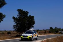Ανείπωτη-τραγωδία-στην-Κύπρο:-Δύο-παιδιά-βρέθηκαν-νεκρά-μέσα-σε-αυτοκίνητο-–-Χειροπέδες-στον-πατέρα-και-τη-μητριά-τους