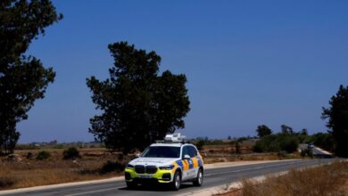 Ανείπωτη-τραγωδία-στην-Κύπρο:-Δύο-παιδιά-βρέθηκαν-νεκρά-μέσα-σε-αυτοκίνητο-–-Χειροπέδες-στον-πατέρα-και-τη-μητριά-τους