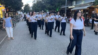 Νότες-και-χρώματα-σε-μουσικό-περίπατο-από-τη-Δημοτική-Φιλαρμονική-Τρικάλων-(φωτο)