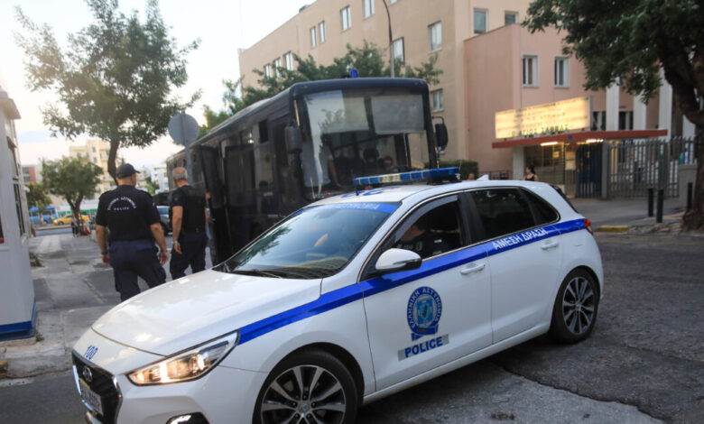 Συνελήφθησαν-10-οργανωμένοι-οπαδοί-του-Παναθηναϊκού-–-Κατηγορούνται-για-απόπειρα-ανθρωποκτoνίας,-ληστεία-και-εκβίαση