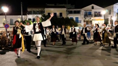 Το-Χορευτικό-του-Δήμου-Τρικκαίων-σε-φεστιβάλ-στην-Ικαρία