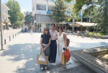 Η-Μαρίνα-Κοντοτόλη-και-η-οικειότητα-του-δρόμου
