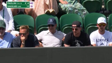 Ο-Κυριάκος-Μητσοτάκης-στο-wimbledon-για-τον-αγώνα-της-Μαρίας-Σάκκαρη-με-την-Τζασμίν-Παολίνι