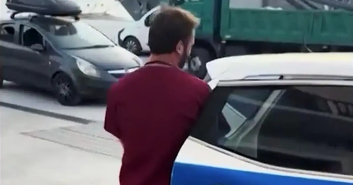Καστελόριζο:-«Όσα-λένε-για-μένα-είναι-ψέματα-και-τραγελαφικά»,-λέει-ο-γιατρός-που-συνελήφθη-μετά-από-μήνυση