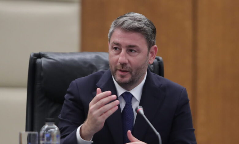 ΠΑΣΟΚ:-Μήνυμα-αυτονομίας-από-τον-Νίκο-Ανδρουλάκη-–-«Μητσοτάκης-και-Τσίπρας-έχουν-κριθεί-–-Στο-χέρι-των-πολιτών-η-πολιτική-αλλαγή»