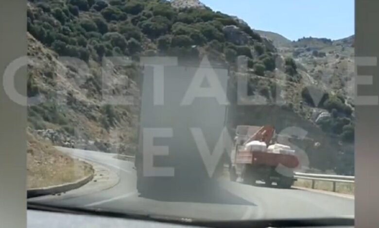 Ηράκλειο:-Νταλίκα-κάνει-παράνομη-προσπέραση-πάνω-σε-στροφή-–-Δείτε-βίντεο