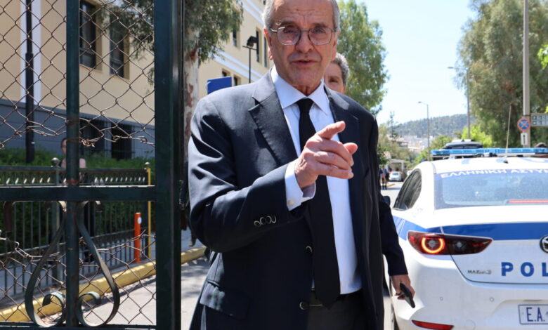 Συνεργάτες-Σαμαρά-κατά-Μαρινάκη-για-το-predator:-«Γιατί-συνδέει-την-παρακολούθηση-του-πρώην-πρωθυπουργού-με-τη-ΝΔ-και-τις-εκλογές-του-2023;»
