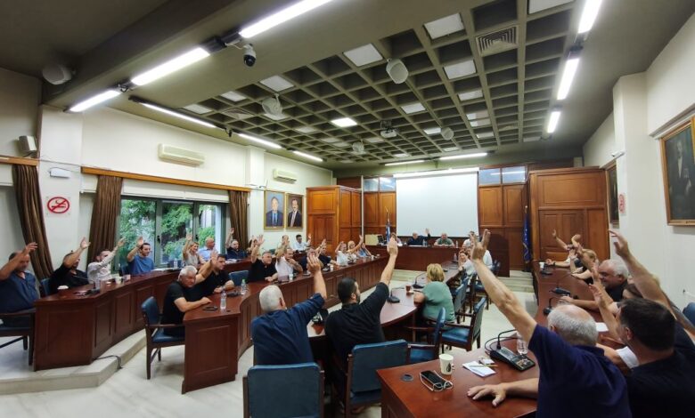 Ομόφωνα-το-νέο-προεδρείο-του-ΔΣ.-Τρικκαίων