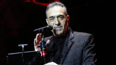 Νότης-Σφακιανάκης:-Παντρεύεται-ο-γιος-του,-Απόλλωνας,-με-την-αγαπημένη-του-Νατάσα-Καμπισιούλη