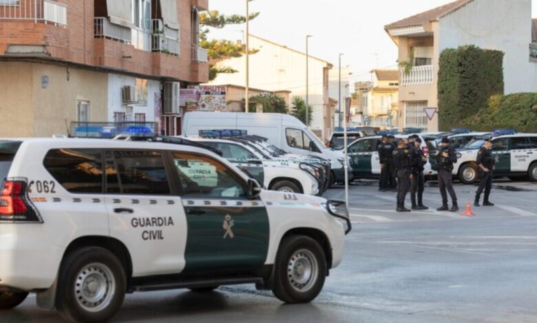 Χαμός-σε-πτήση-όταν-μεθυσμένος-επιβάτης-προσπάθησε-να-φιλήσει-τον-λαιμό-αεροσυνοδού