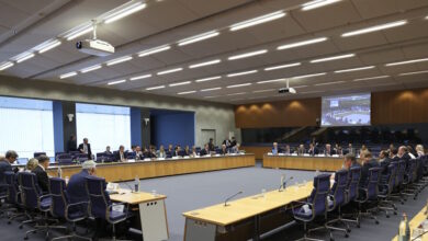 eurogroup:-Στο-μικροσκόπιο-οι-προϋπολογισμοί-του-2027-–-Τα-όρια-για-παροχές-και-δαπάνες