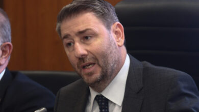 ΠΑΣΟΚ:-Η-δημοσκοπική-«φτώχεια»-φέρνει-γκρίνια-–-Οι-μπηχτές-και-η-ένταση-με-την-ΕΛ.ΑΣ-μπλοκάρουν-τη-«φυγή-προς-τα-μπρος»