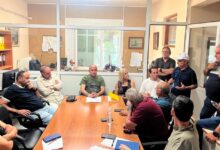 Συντονισμός-δράσεων-και-έργων-μεταξύ-δήμου-Τρικκαίων-και-δημοτικών-κοινοτήτων-–-Ευρεία-σύσκεψη-στο-αμαξοστάσιο
