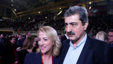 ΣΥΡΙΖΑ:-Προβάδισμα-Δούρου-έναντι-Πολάκη-για-την-προεδρία-–-Η-μάχη-μεταφέρεται-στην-Κοινοβουλευτική-Ομάδα-με-φόντο-τις-εκλογές