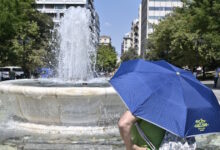 Καιρός-σήμερα:-Τοπικές-βροχές-στα-δυτικά-τμήματα-–-Στους-35-βαθμούς-η-θερμοκρασία-στην-Αττική