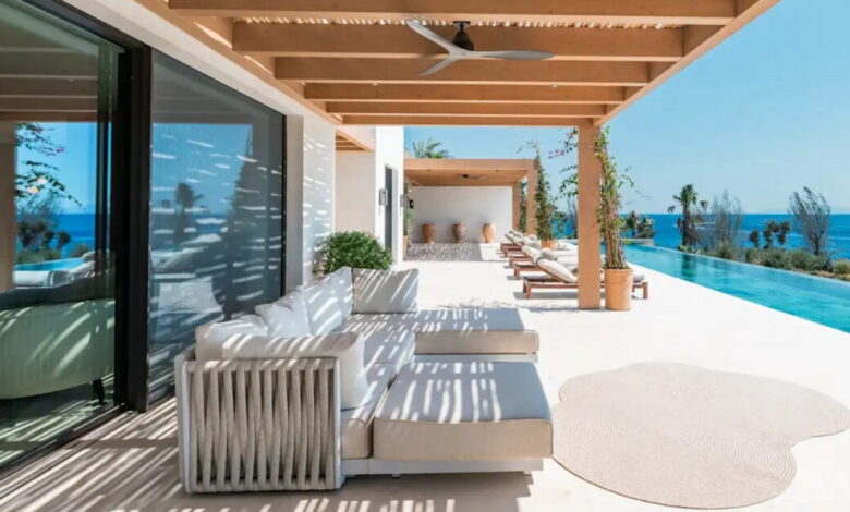 fouquet’s-mykonos:-Όταν-η-γαλλική-φινέτσα-συναντά-τη-μαγεία-του-Αιγαίου-προσφέρει-μία-μοναδική-εμπειρία