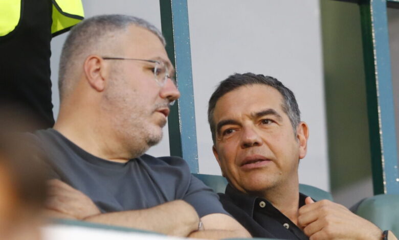 Ο-Αλέξης-Τσίπρας-δεν-χάνει-αγώνα-του-Παναθηναϊκού:-Στη-Λεωφόρο-για-το-φιλικό-με-την-Γκρασχόπερς