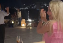h-Ελένη-Μενεγάκη-στη-Νάξο-για-διακοπές-–-Βρέθηκε-σε-παραδοσιακό-γλέντι-και-διασκέδασε-με-την-ψυχή-της