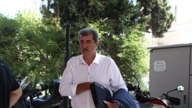 ΣΥΡΙΖΑ:-Ξεκίνησε-η-Πολιτική-Γραμματεία-με-«μπαράζ»-παραιτήσεων-–-Δημοψήφισμα-προτείνει-η-Νεολαία