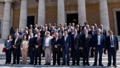 ΑΛΕΞΗΣ,-Ο-ΣΥΝΤΡΟΦΟΦΑΓΟΣ