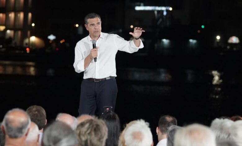 Τσίπρας-από-Μυτιλήνη:-Θα-στηρίξουμε-την-Ελλάδα-του-μόχθου-και-της-εντιμότητας-απέναντι-στην-Ελλάδα-της-λαμογιάς