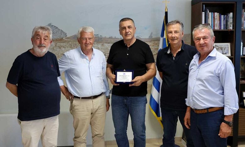 Αργιθέα-·-Έξι-αιτήματα-στον-Δημήτρη-Κουρέτα